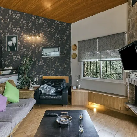 Casa Nadia 木屋 Romanyá de la Selva